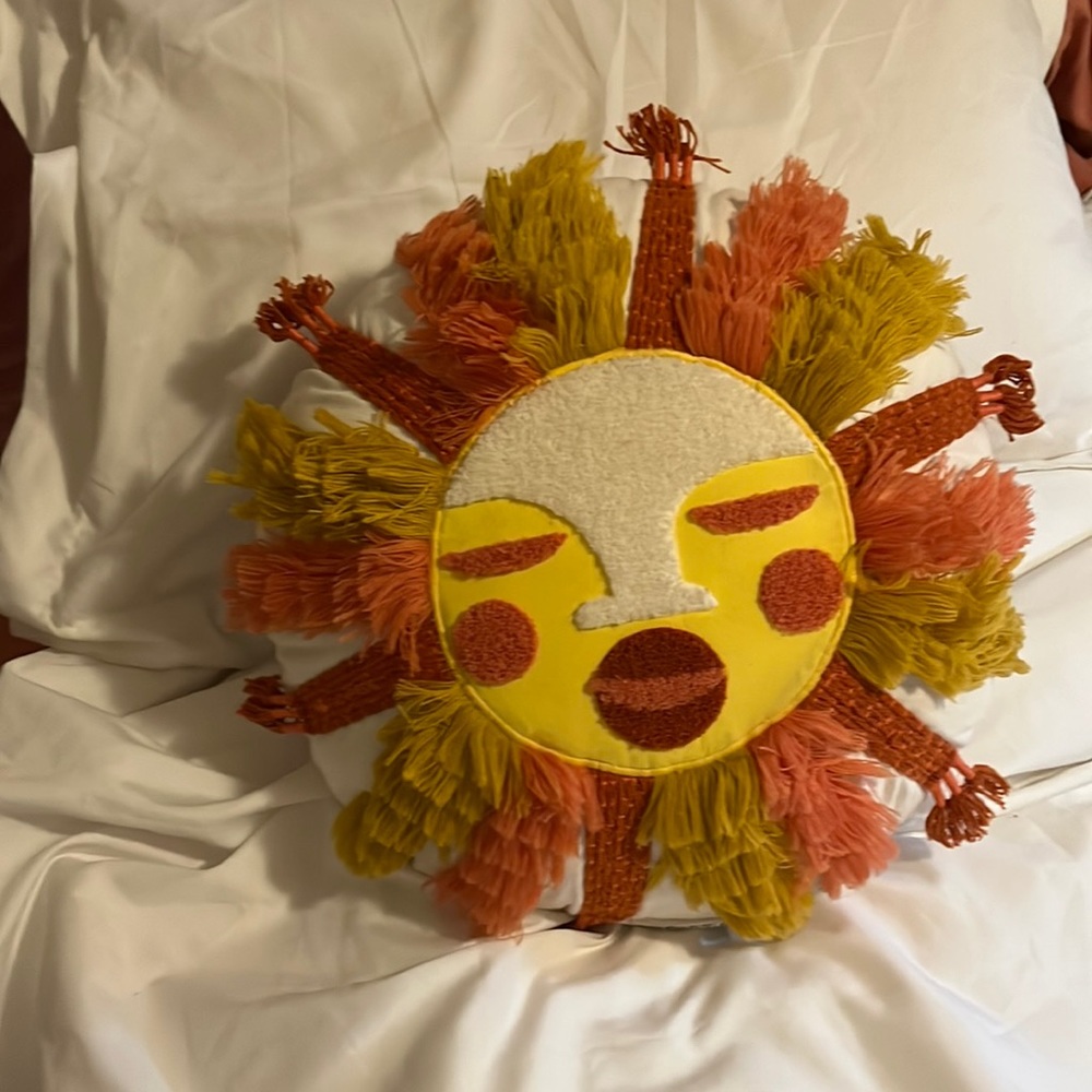 Opalhouse jungalow sun toss pillow